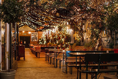 Drinks and Pizza in West London - Enjoy Dining and Events at The Hawk’s Nest, Shepherd’s Bush Market, West London